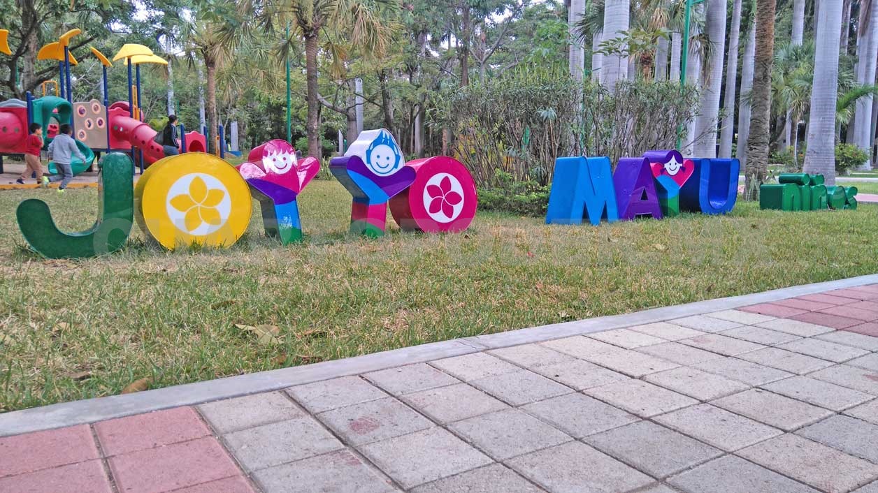 Joyyo Mayu, parque lleno de color de la capital