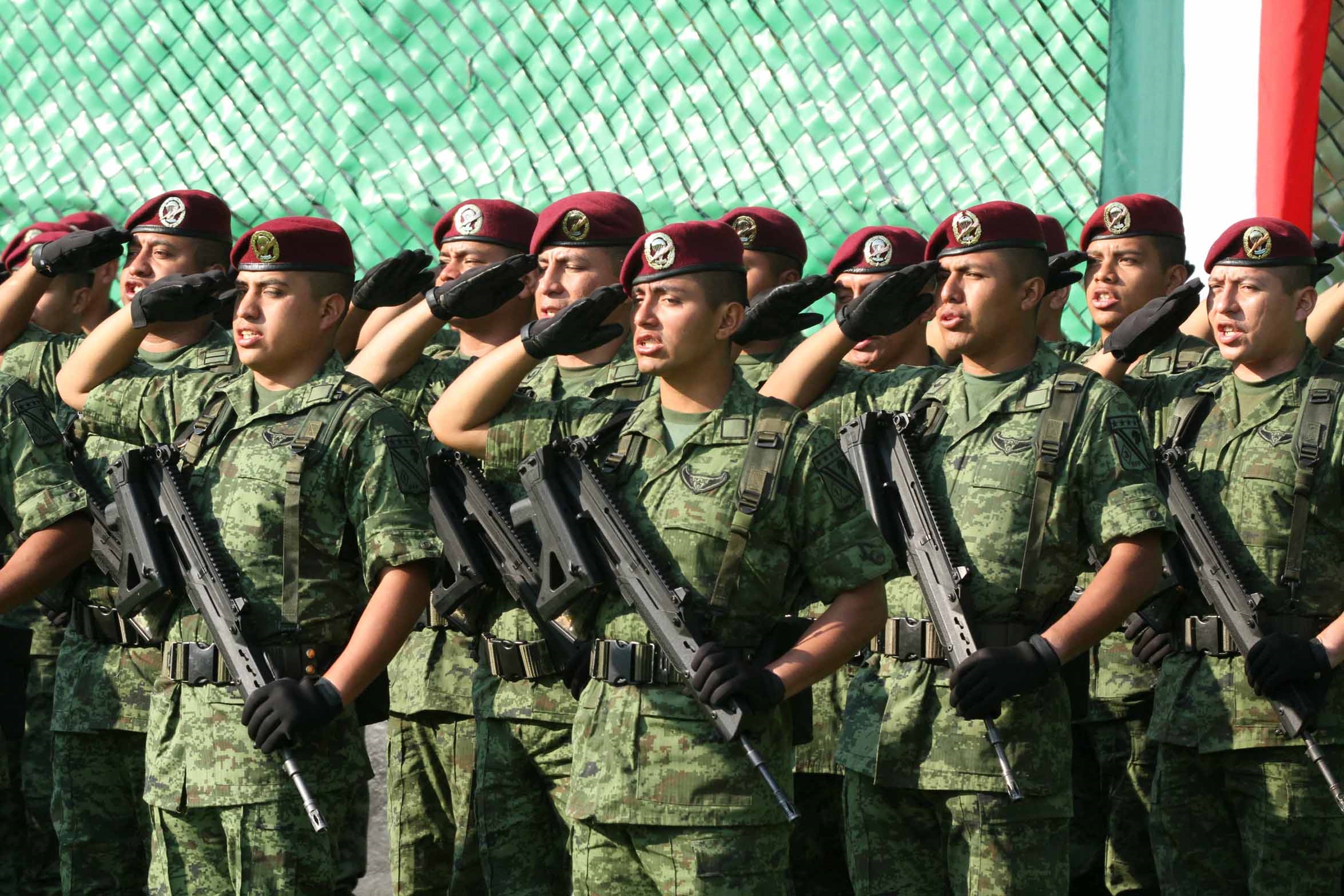 Escuela Superior De Guerra Busca Profesionalizar A Militares