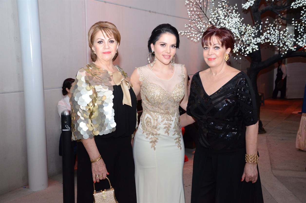 Irma, Flor y Marta
