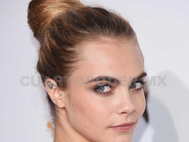 A Cara Delevingne Se Le Despelleja La Piel