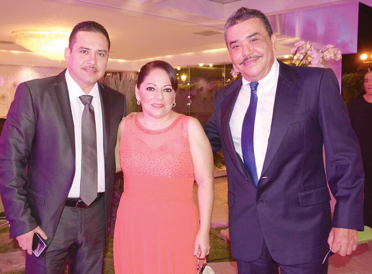 Roberto, Georgina y Ricardo