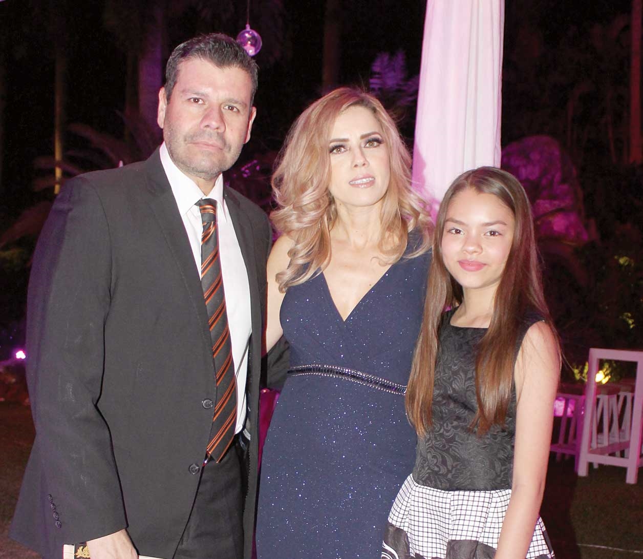 Alejandro, Paola y Micaela