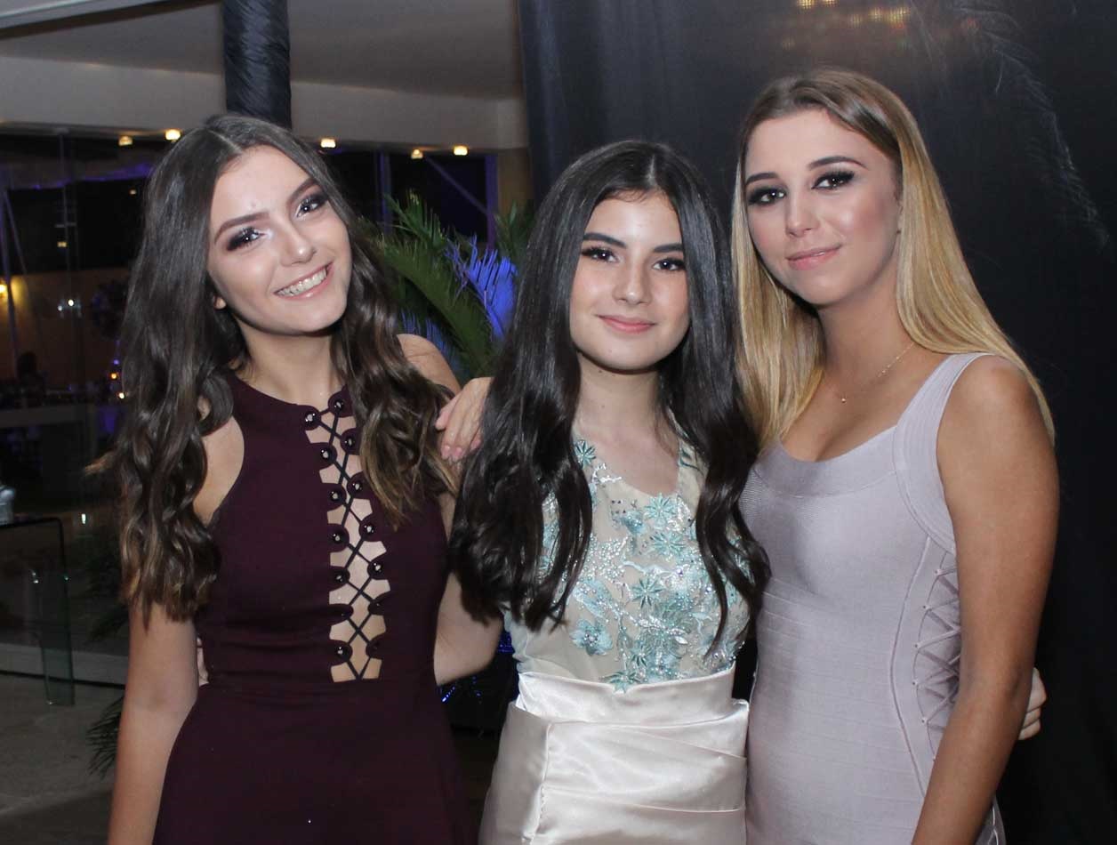 Natalia, Valeria y Ana Sofía