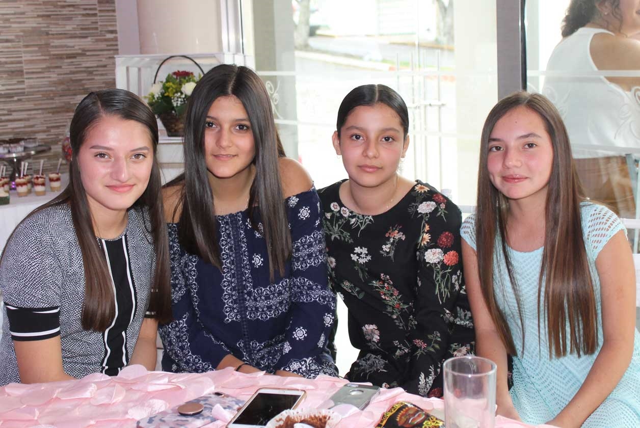Melissa, Alejandra, Aitana y Vale