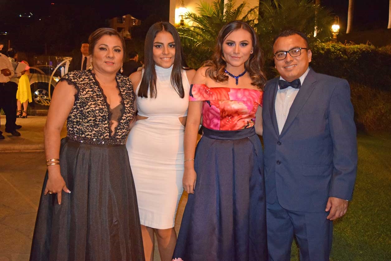 Rocío, María José, Karla y Santiago