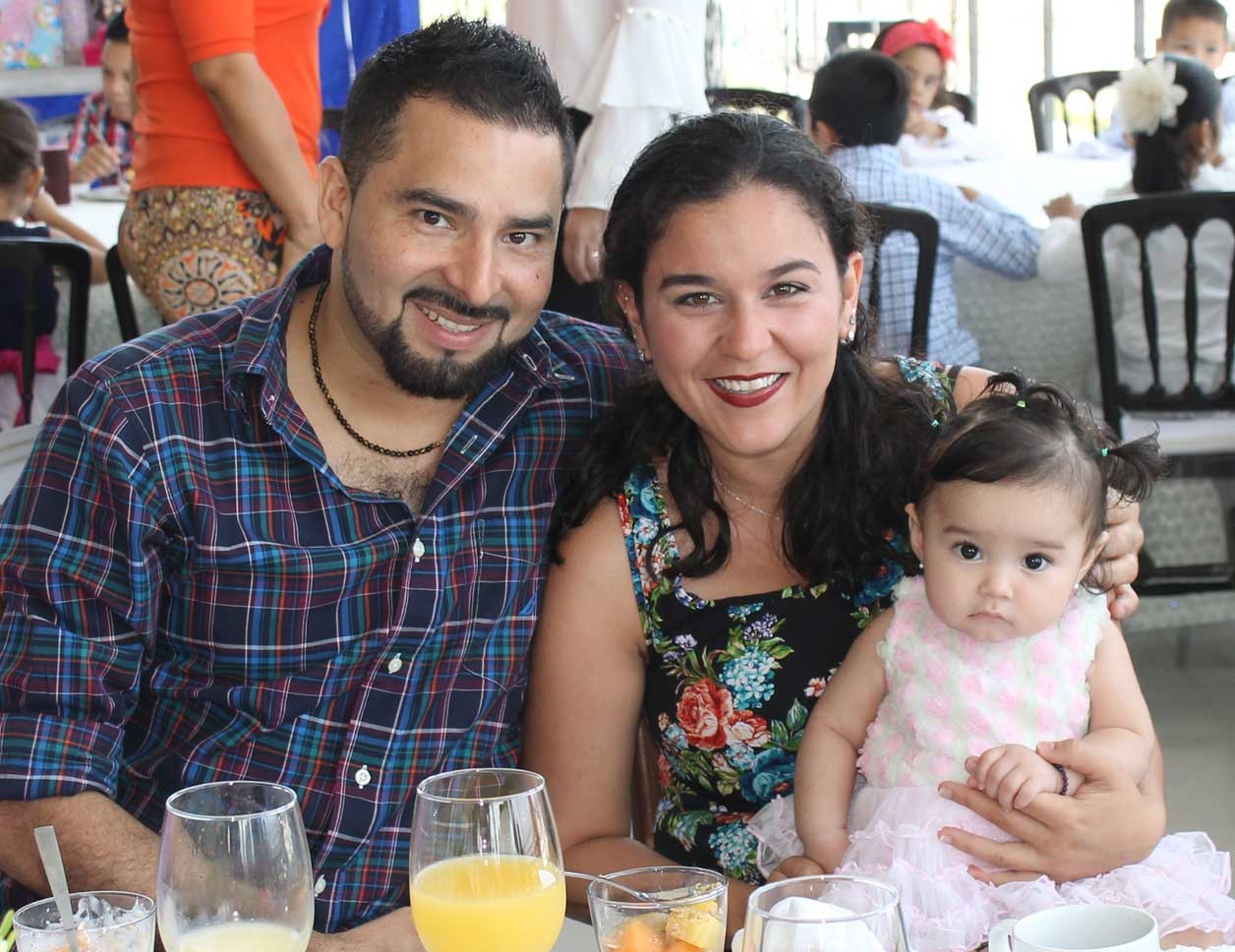 Alejandra, Alba y Dalila