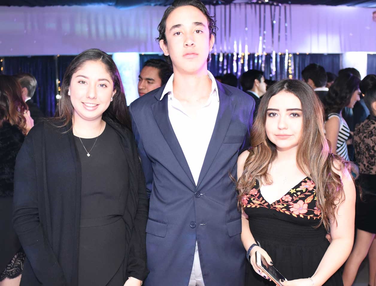 Claudia, Manuel y Yamile