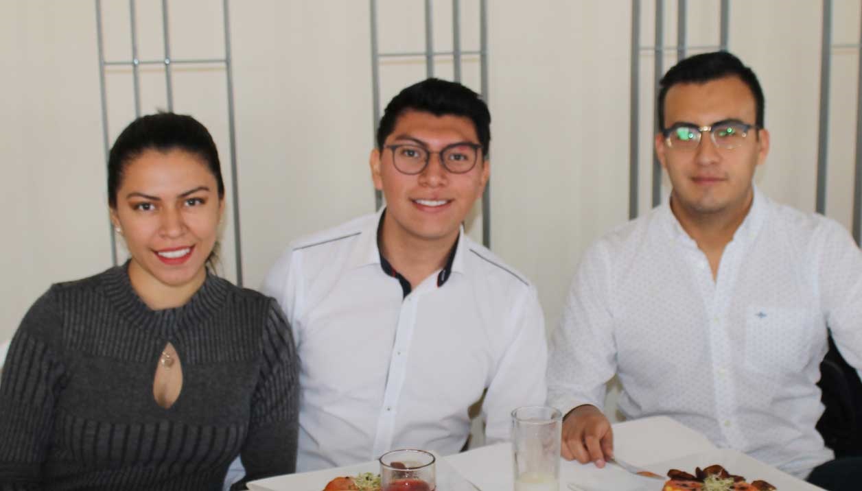 Yaneth, Mauricio y Joshua
