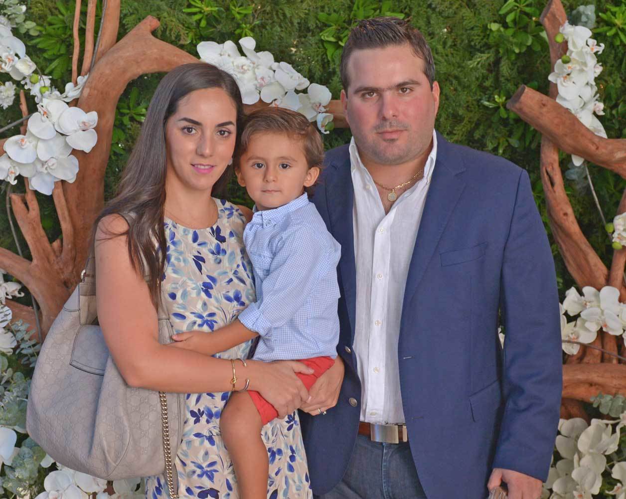 Ximena, Gabriel y Gabriel