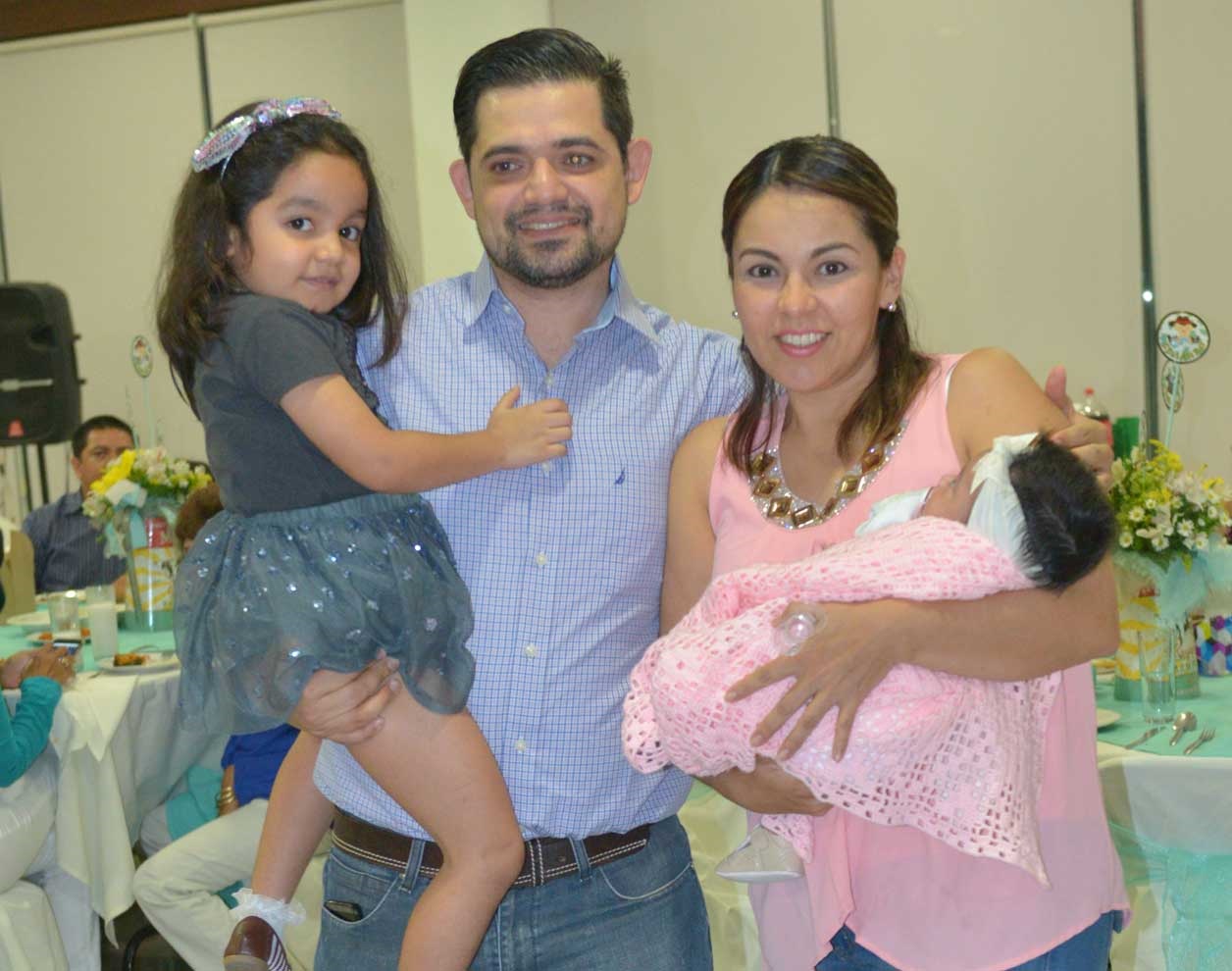 Desearon lo mejor a Adriana