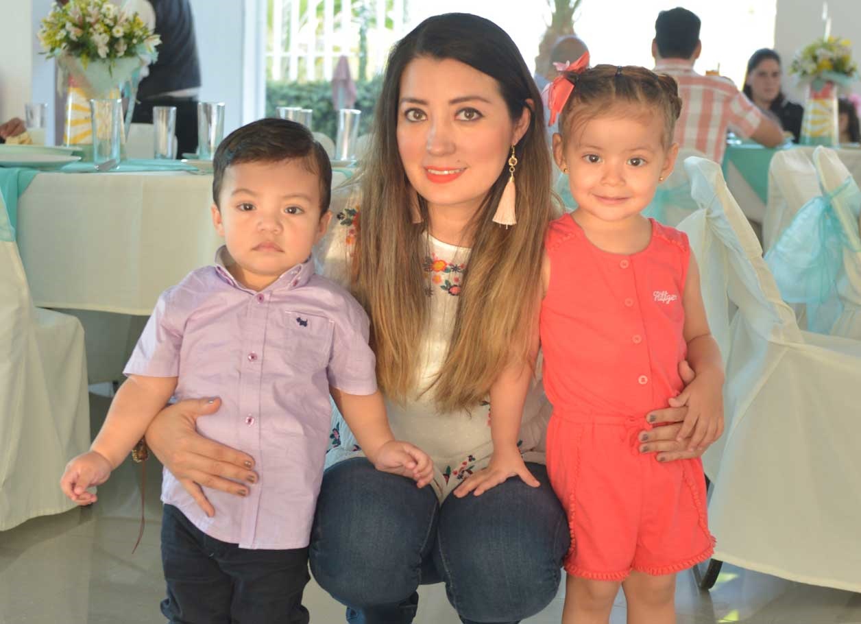 Salim, Marisol y Austria