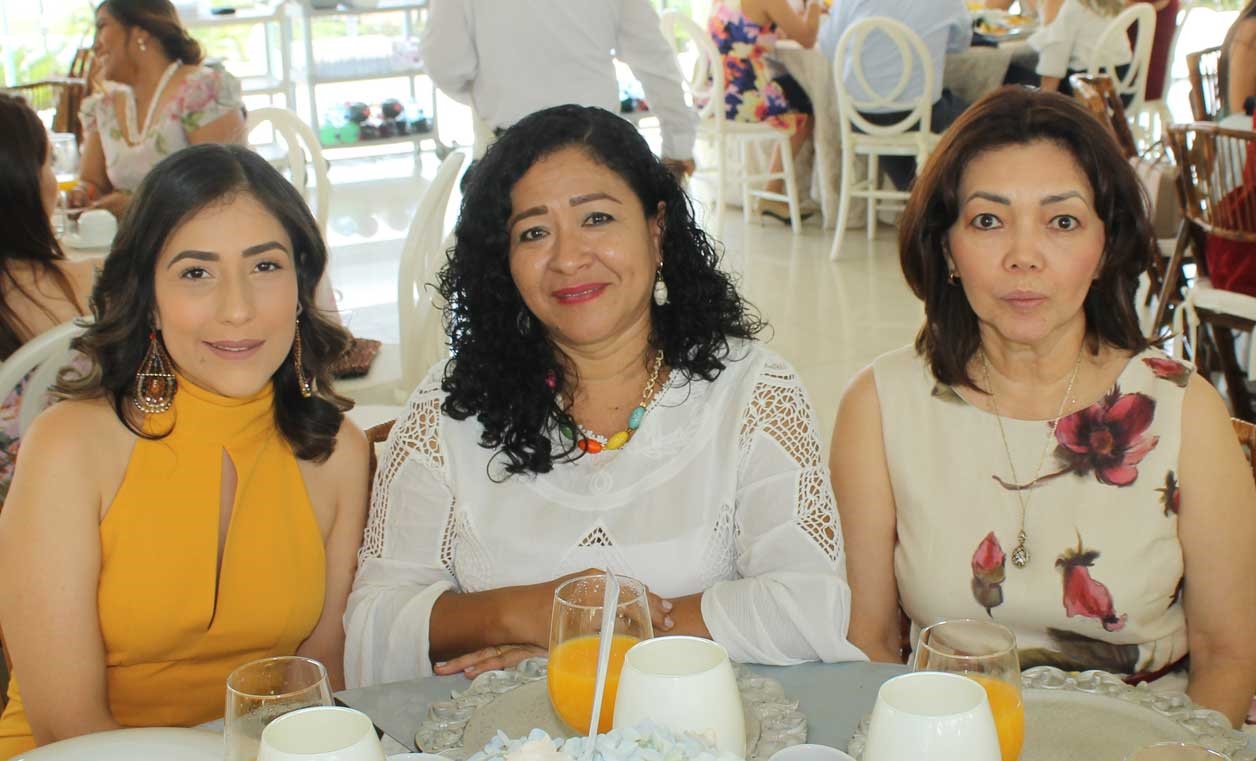 Elena, Laura y Cristina