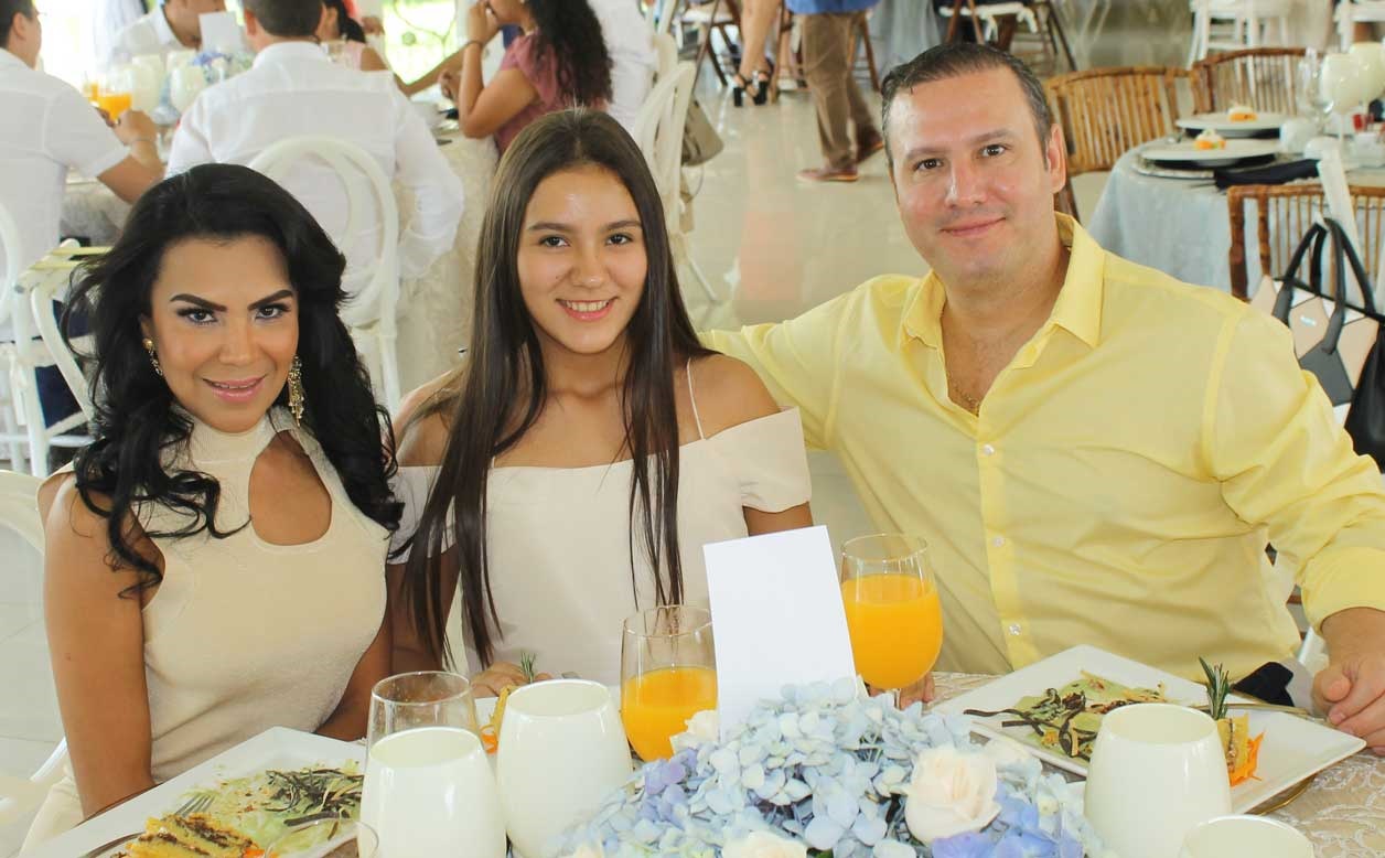 Isabel, Mara y Nabani