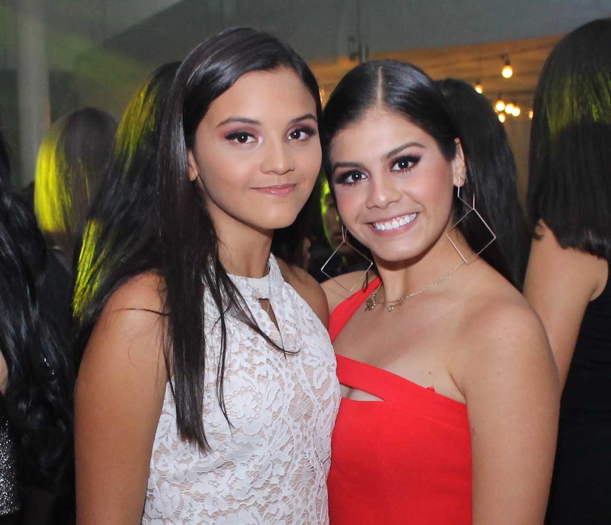 Karla y María José