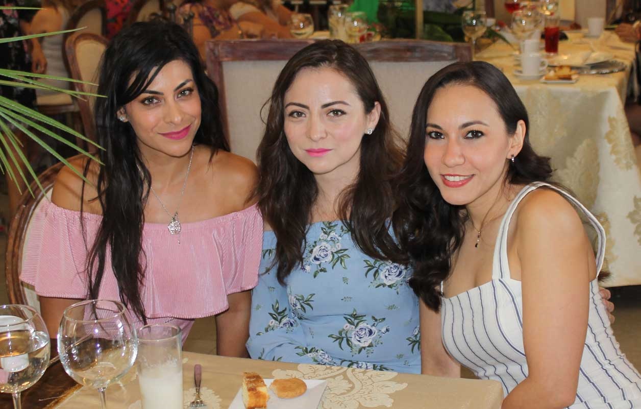 Carolina, Adriana y Xóchitl