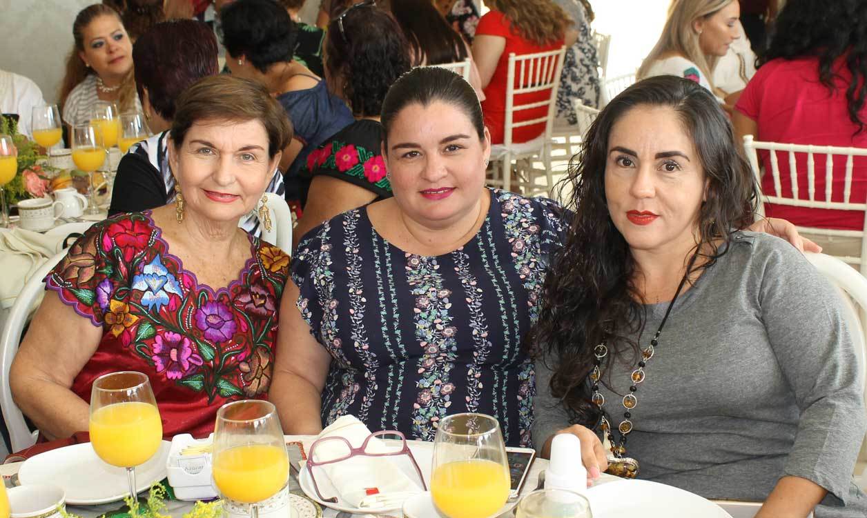 Mirna, Isabel y Carmen