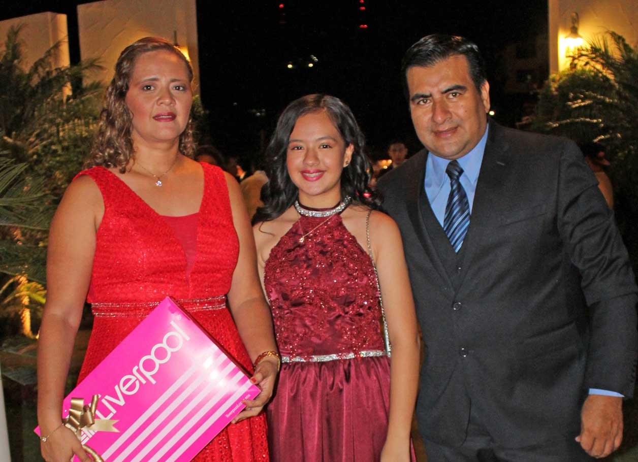 Berenice, Nadia y Jesús