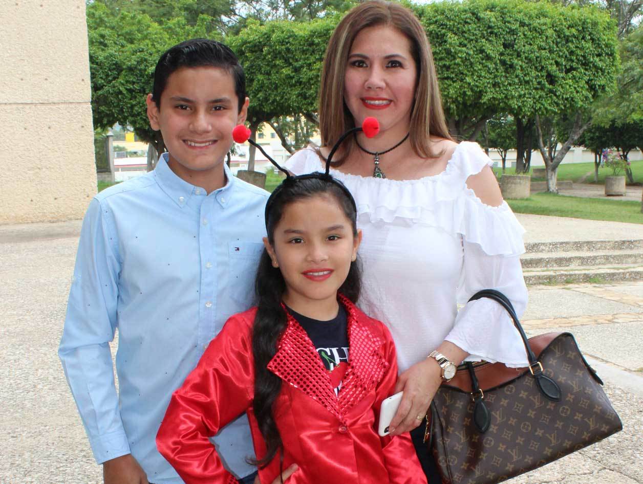 Eduardo, Diana y Diana