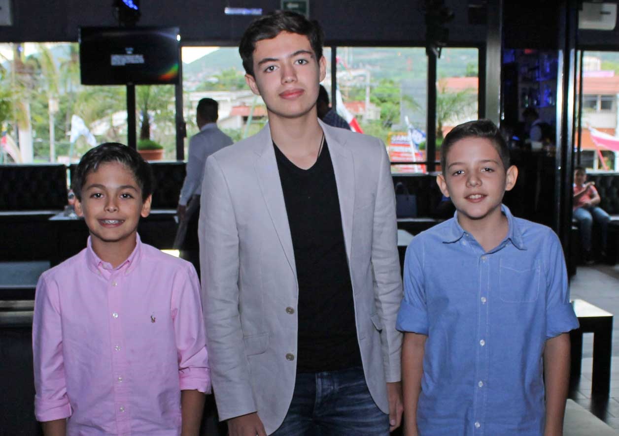 Claudio, Víctor y Felipe