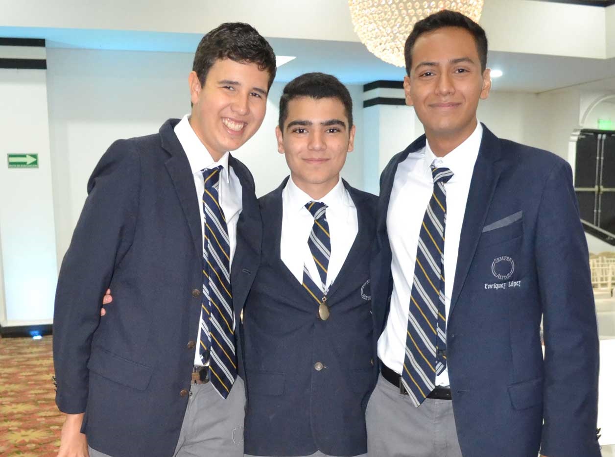 Luis Octavio, Rodrigo y Agusto Enrique