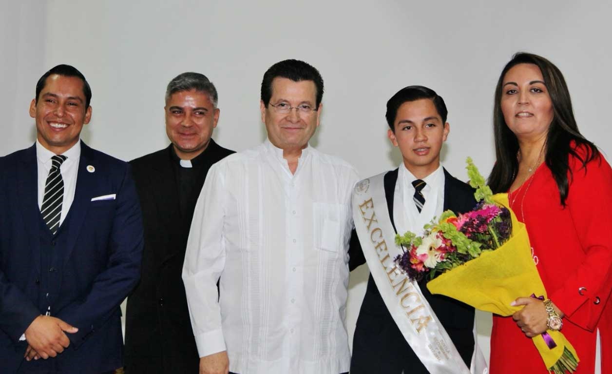 Felices por un logro más