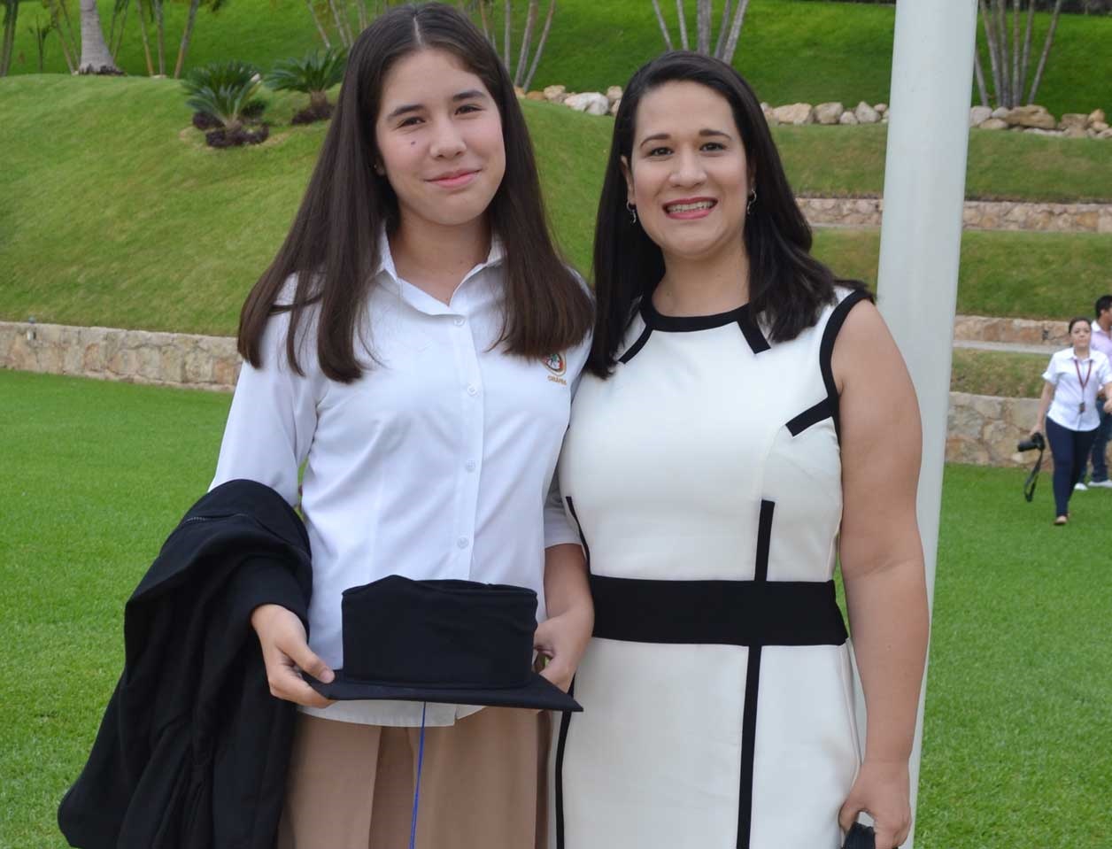 Ana Camila y Ninfa