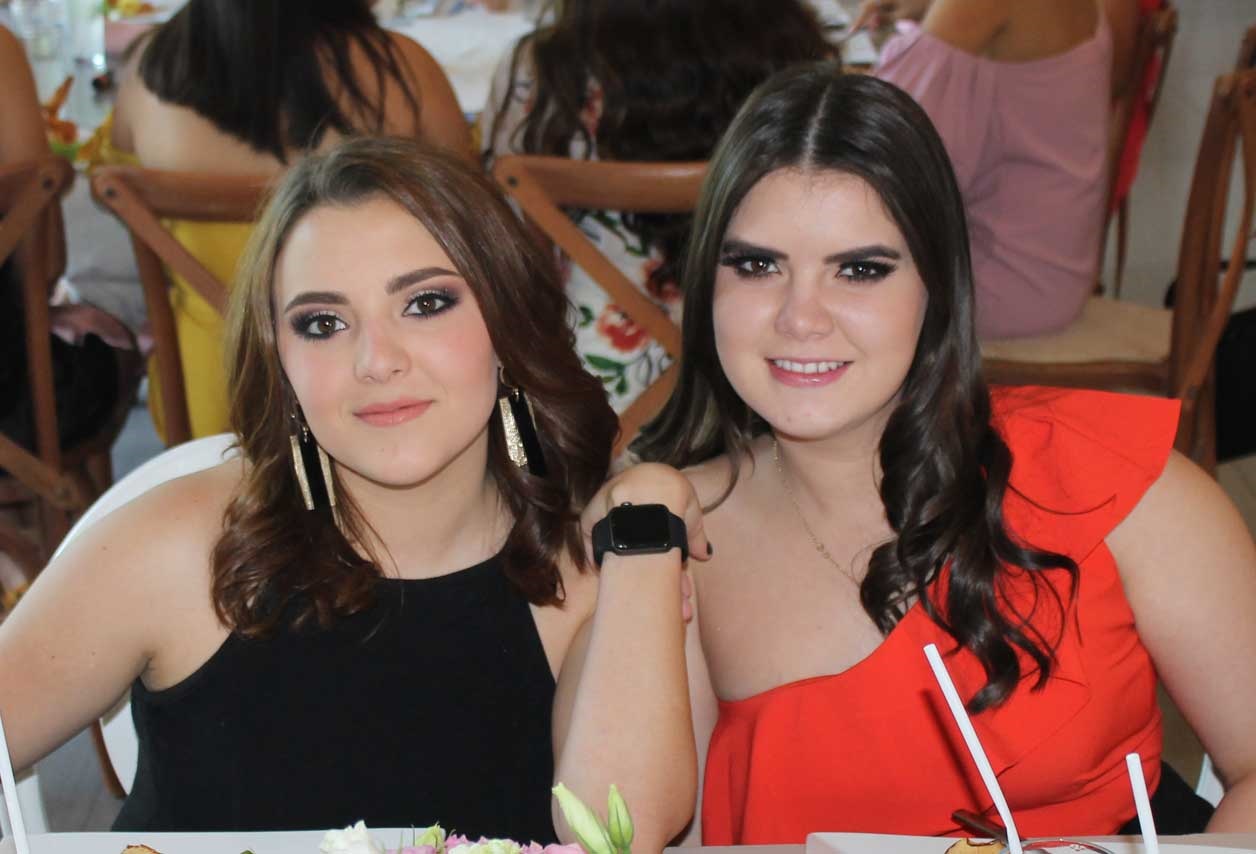 Nicolle Elliot y Daniela