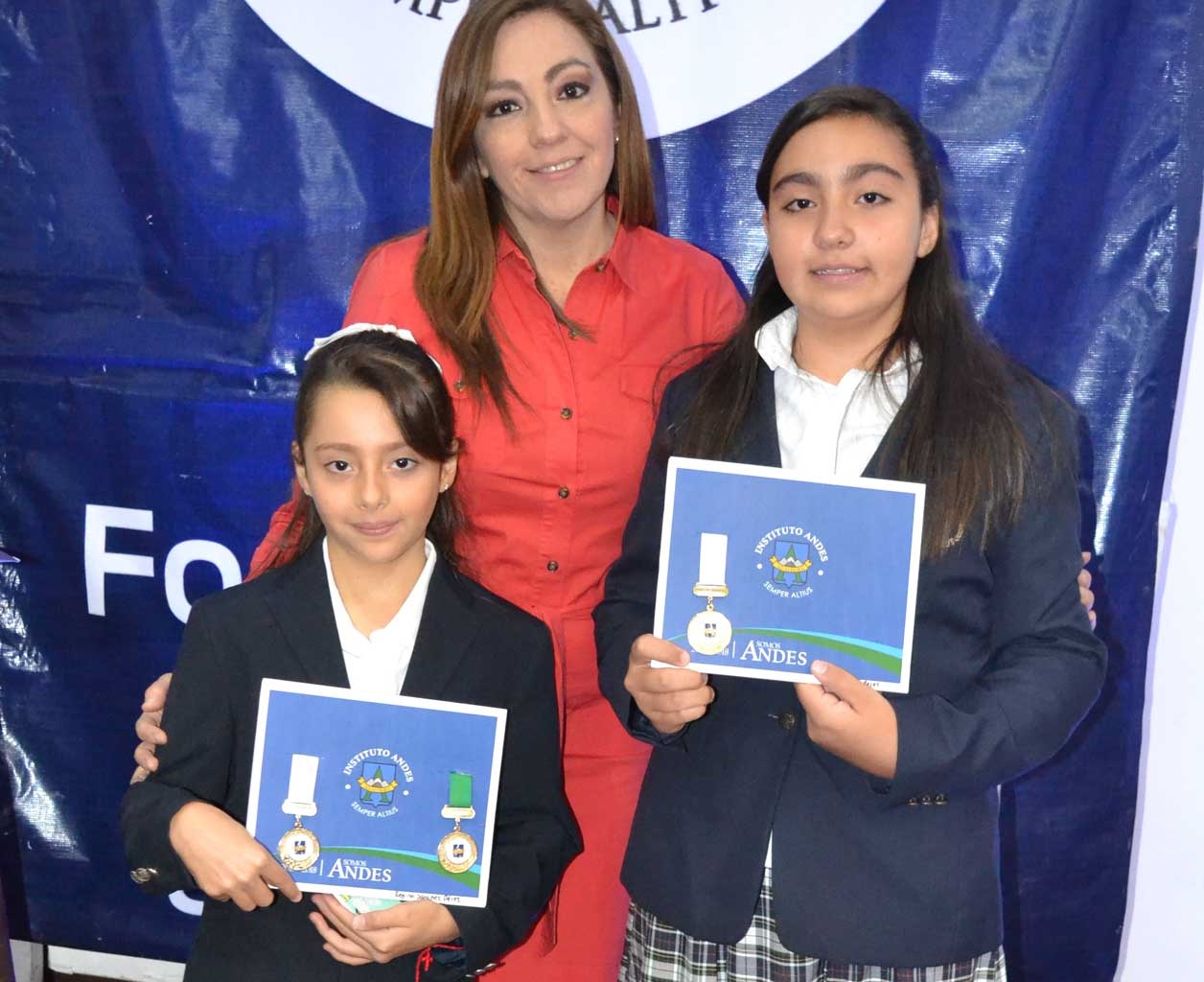Laura, Sofía y Regina