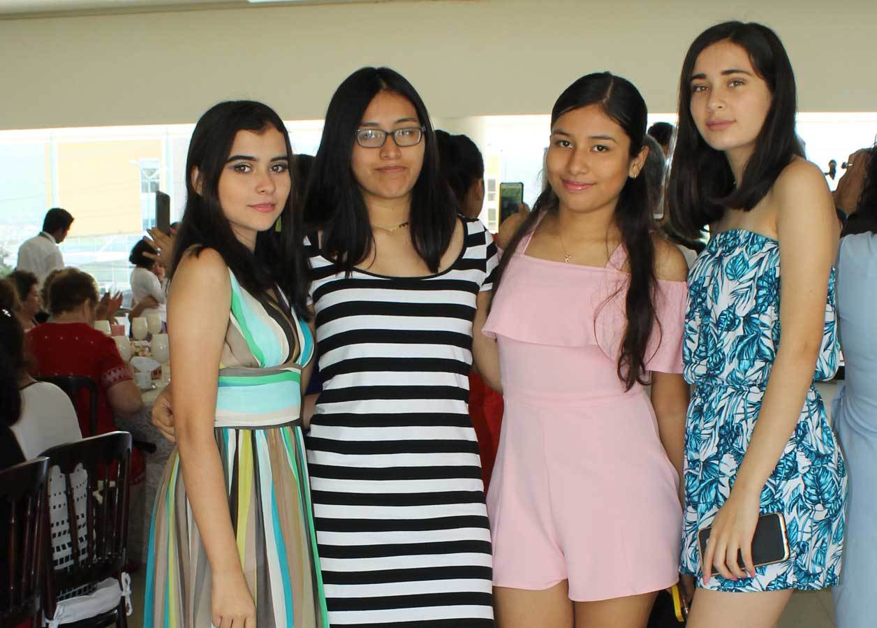 Jenny, Flor, Karla y Arantza