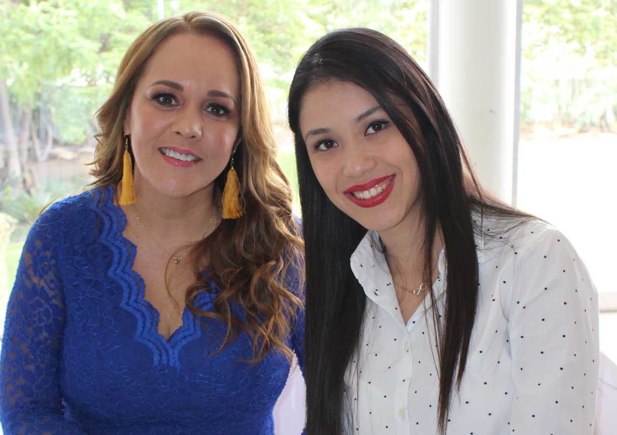 Liz y Adriana