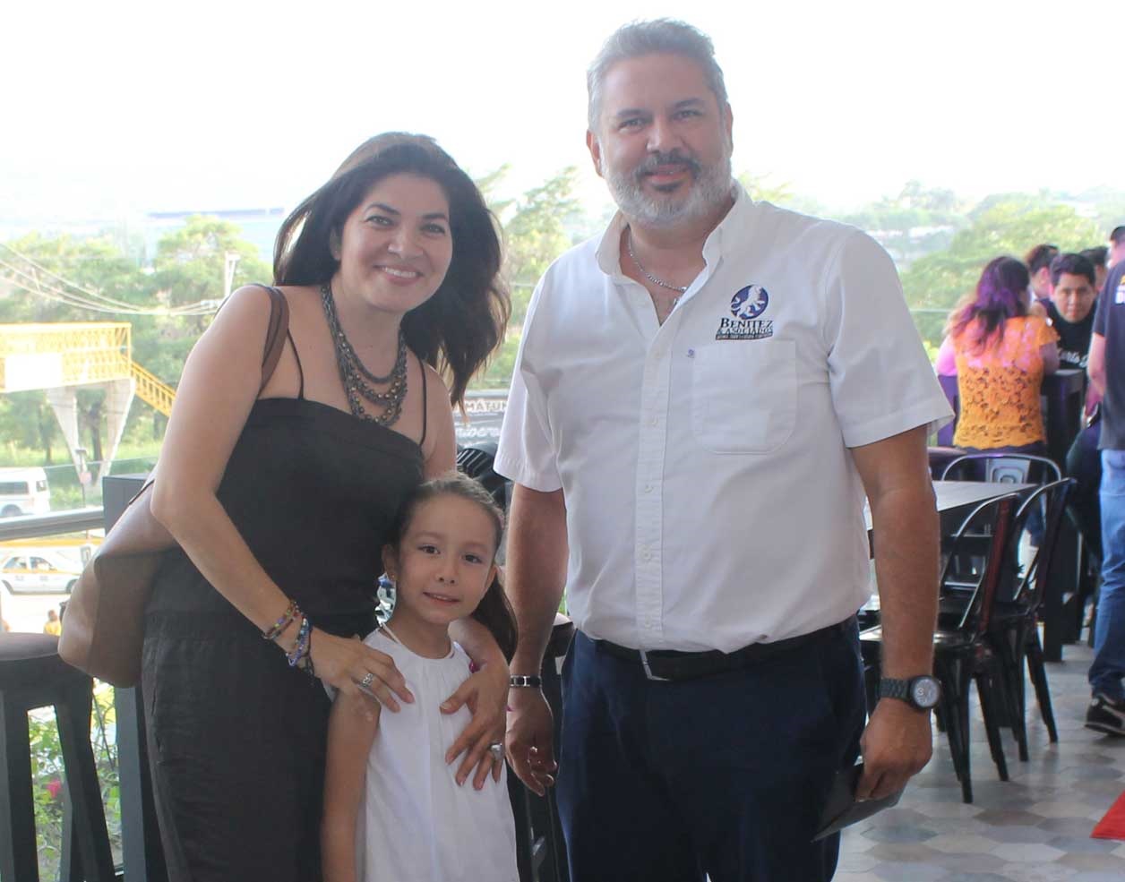 Maritza, Roberto y Marian