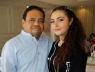 La quinceañera con su papá