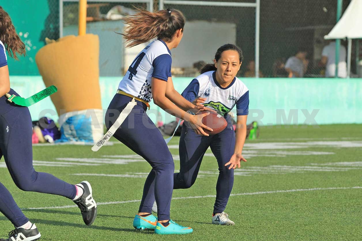 Jaguares Unicach se enfrenta a Lobos