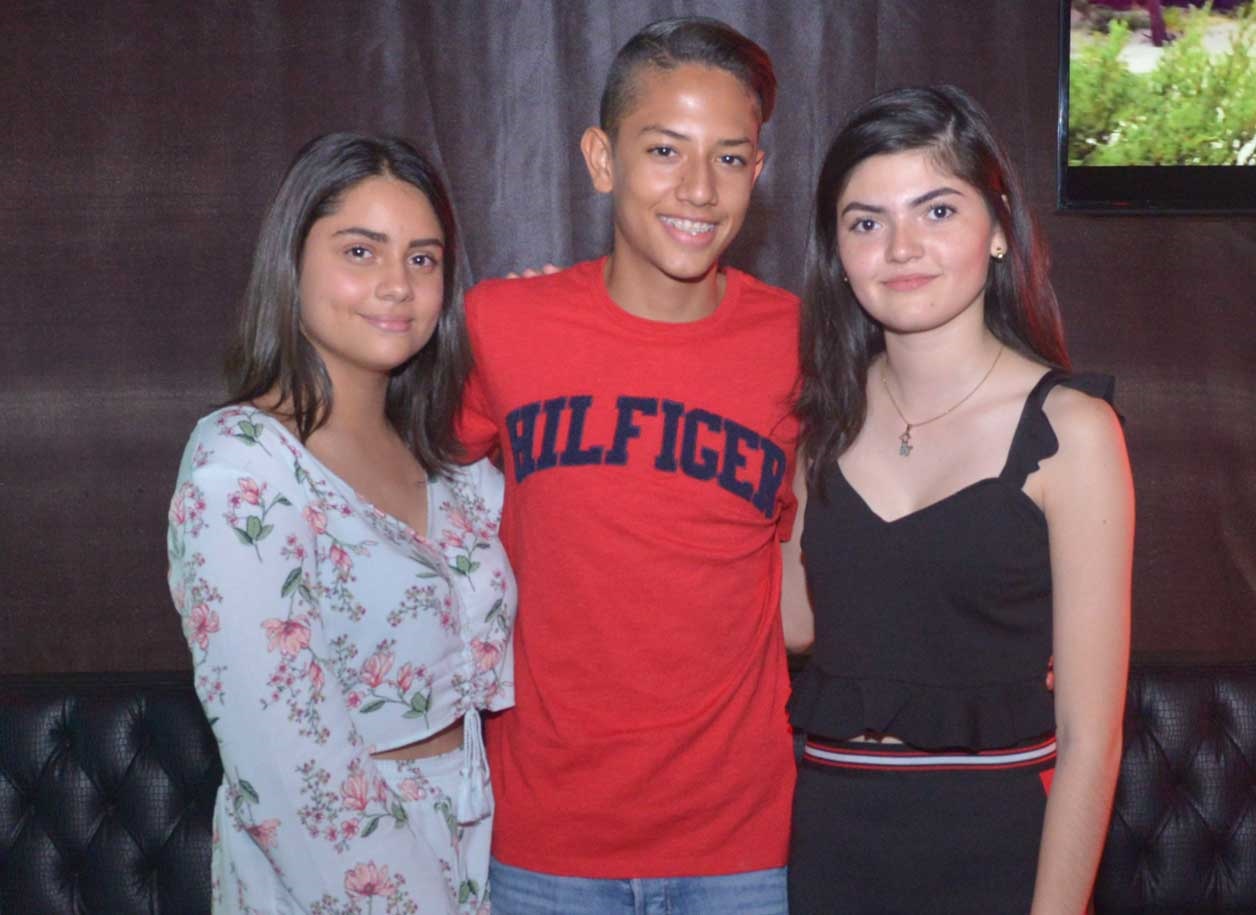 Majo, Luis y Galilea