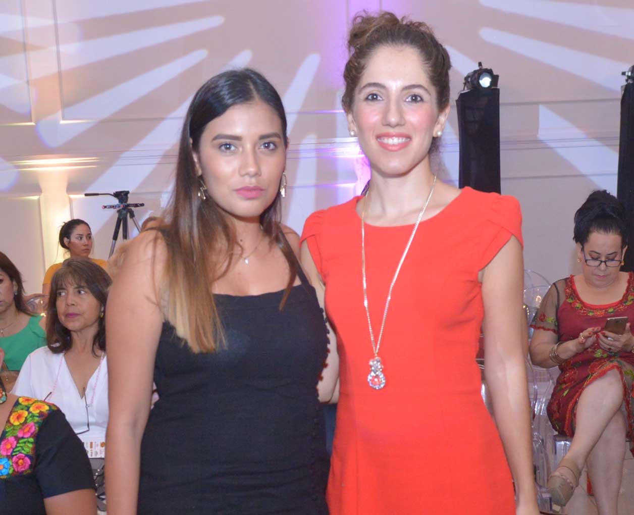 Darinka y Angélica