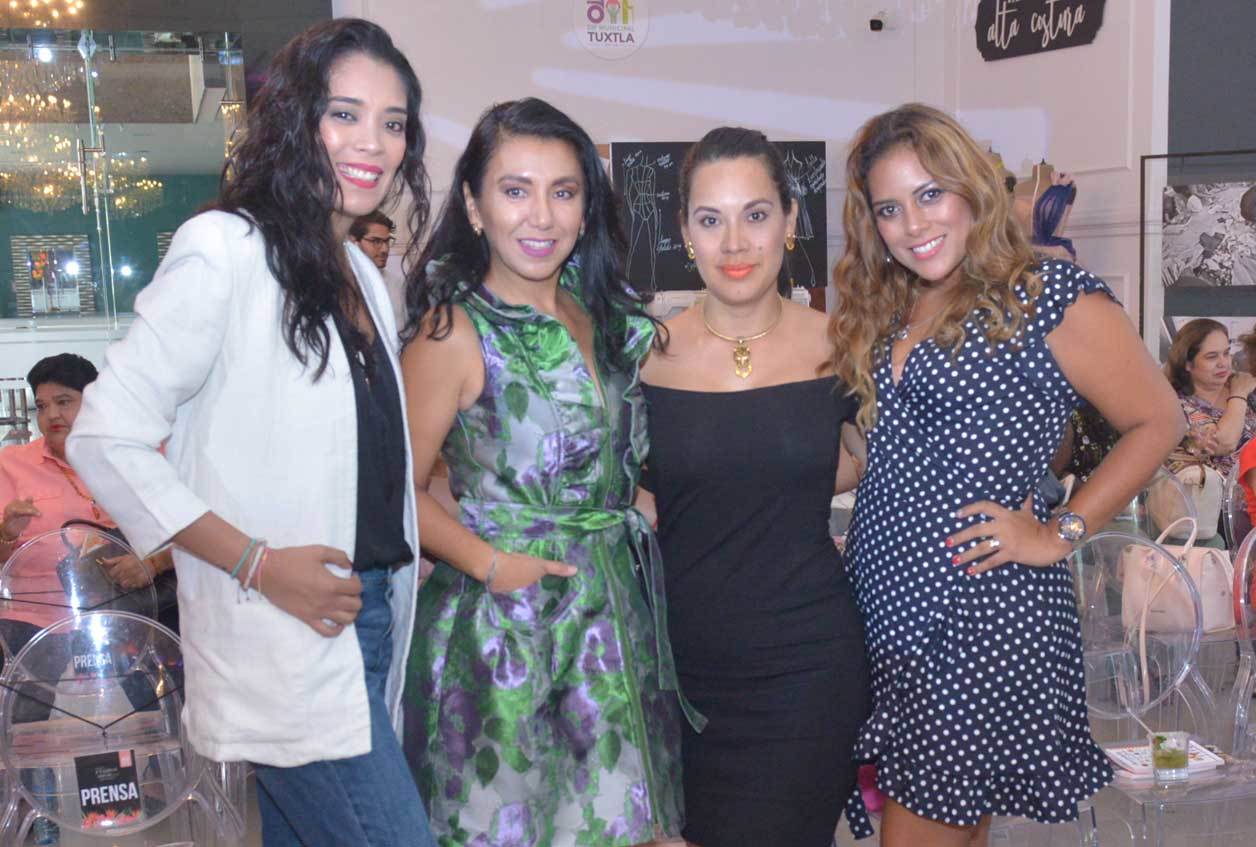 Caro, Teté, Claudia y Marilú