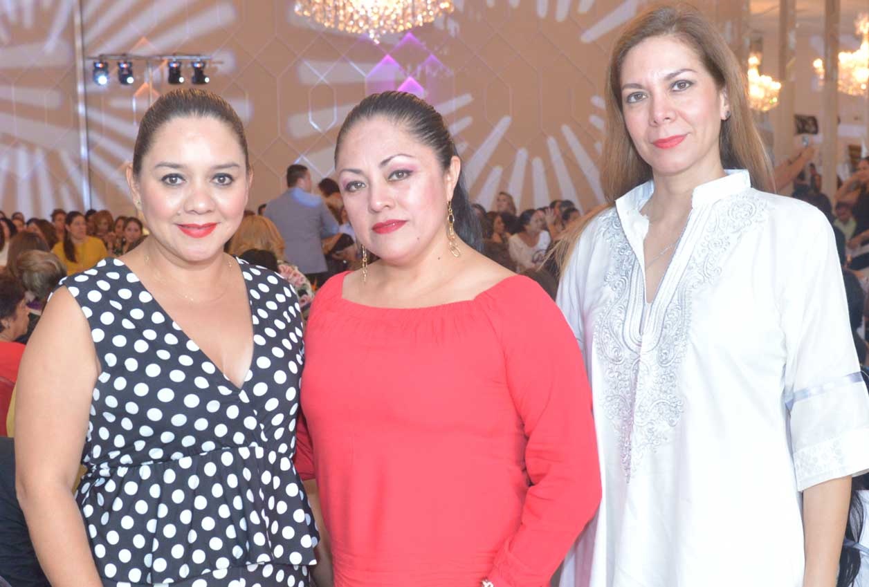 Carmen, Argelia y Brenda