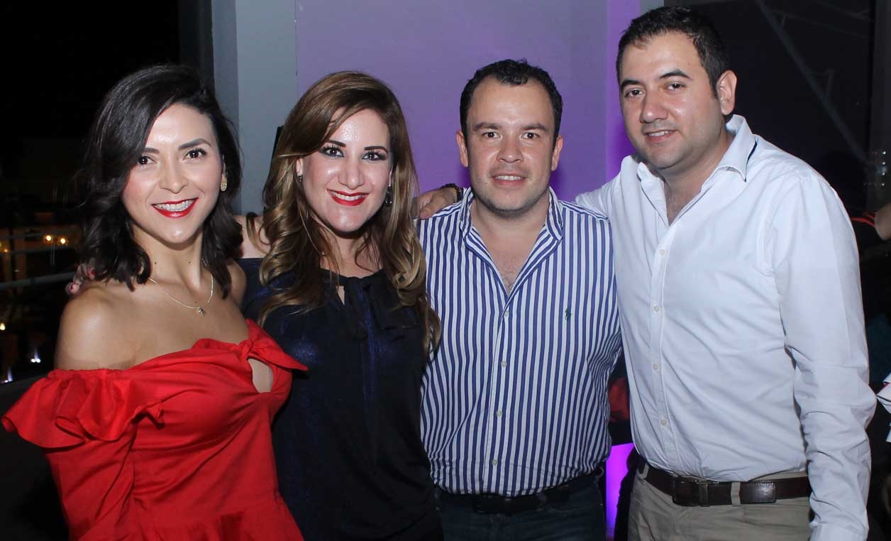 Mercedes, Adriana, Damián y Gerardo