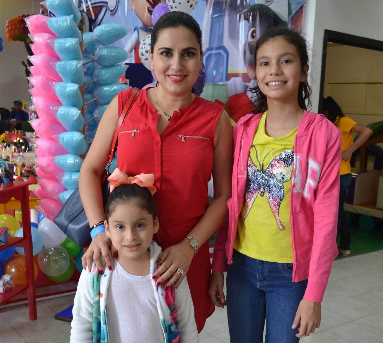 Iliana, Alexia y Andrea