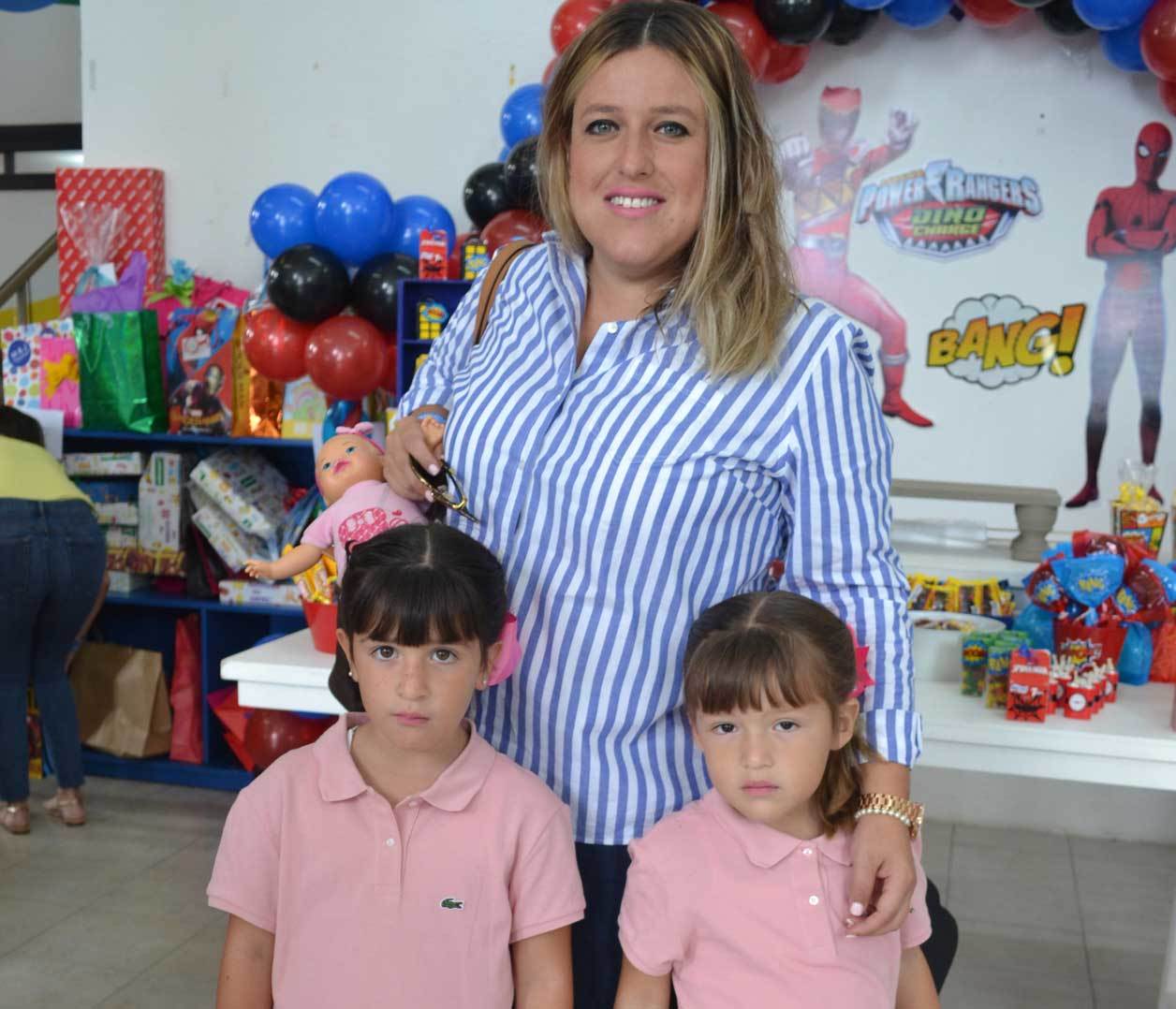 Lidia, Paula María y María Regina