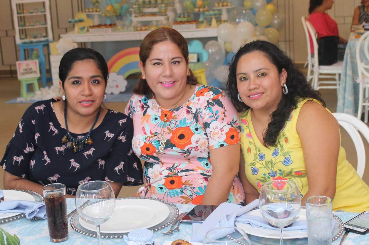 Felicitaron a Maritza