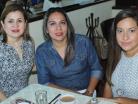 Esmeralda, Renata y Alejandra