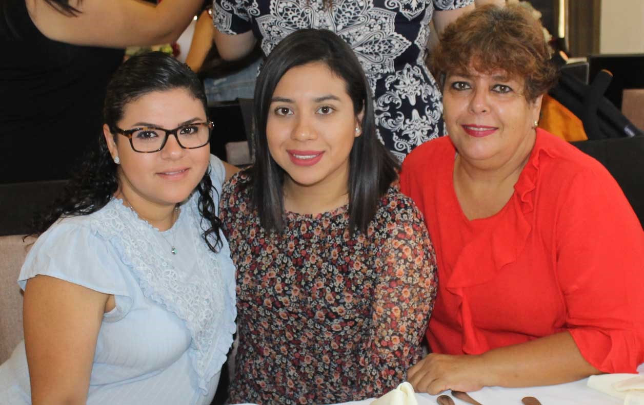 Karla, Andrea y Guadalupe