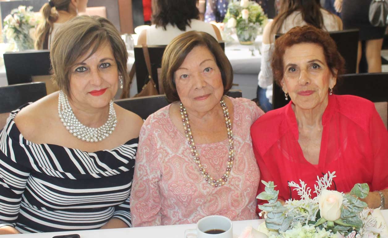 Socorro, Yolanda y Alba