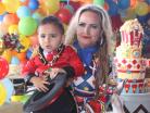 Miguelito con su abuelita Carmen