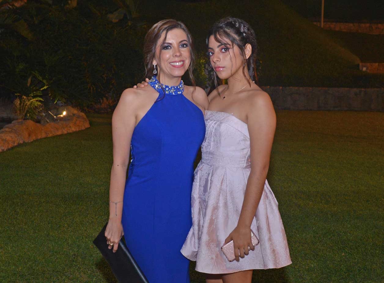 Luisa con su hija