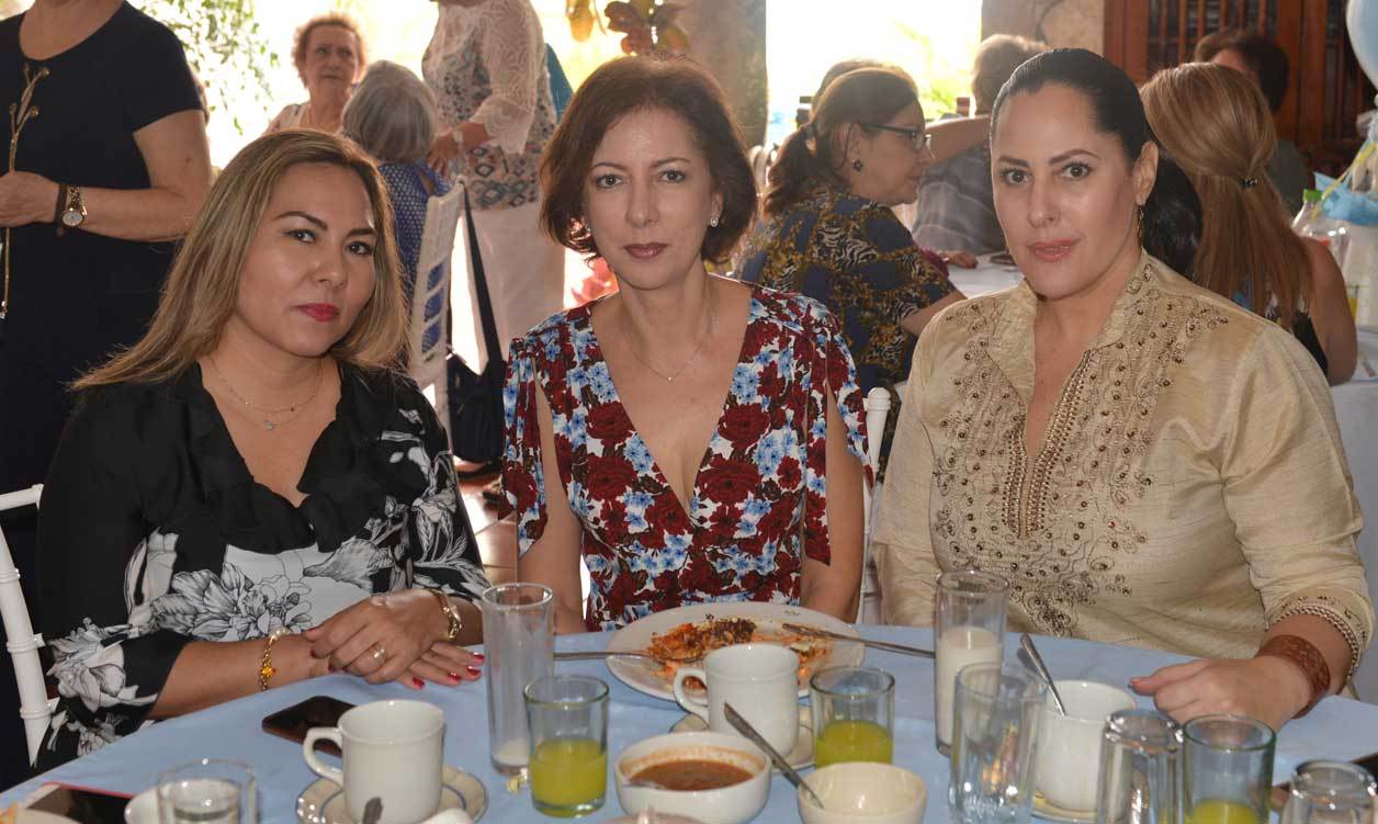 Adriana y Ana, Jaqueline