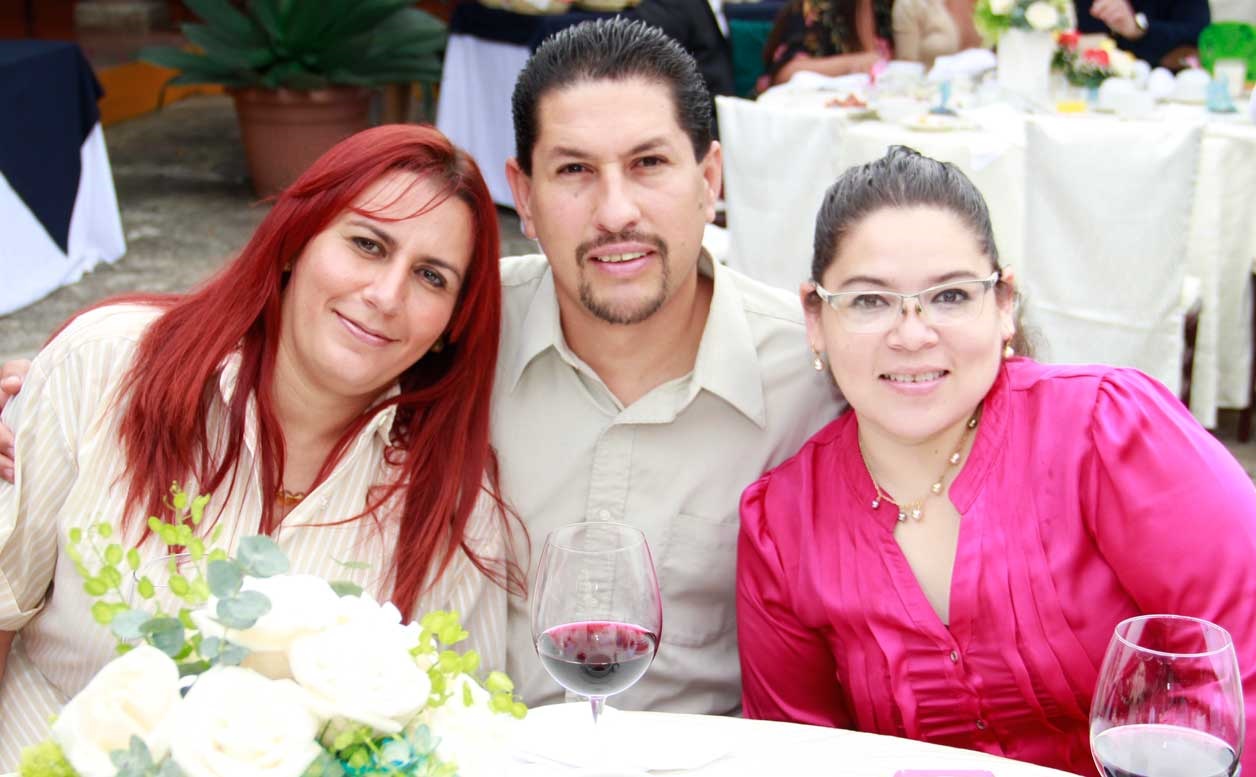 Anabel, Sergio y Yazmín