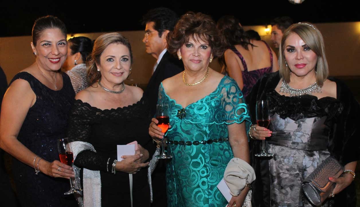 Alejandra, Carmen, Maggy y Mónica