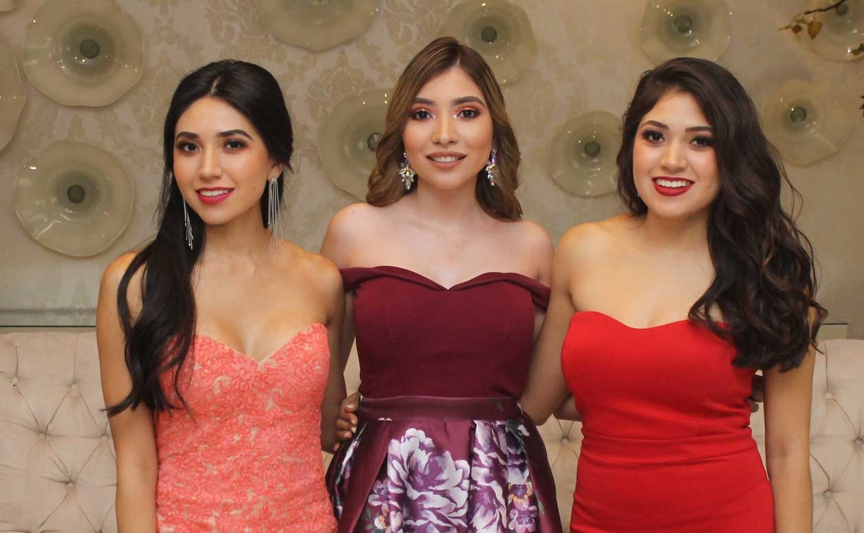 Gladys, Andrea y Valeria
